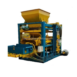 QT4-15 macchina per la produzione di blocchi cavi automatica per la produzione di mattoni in calcestruzzo per la vendita di materiali da costruzione - Product Image 2