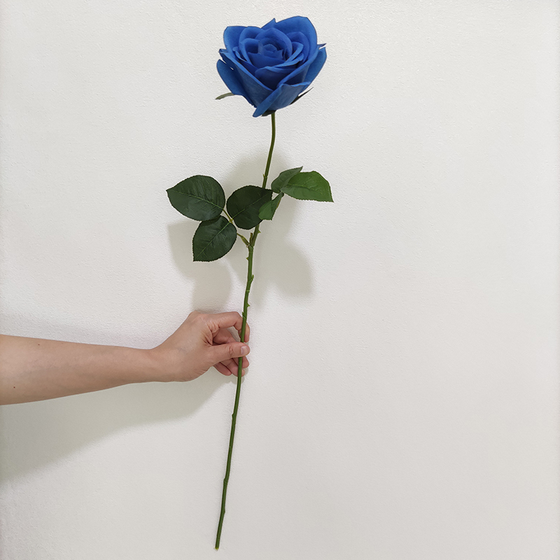 Azul