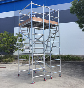 Innovativo modulare Accesso Torre Ponteggi con pacchetto di espansione e ruote