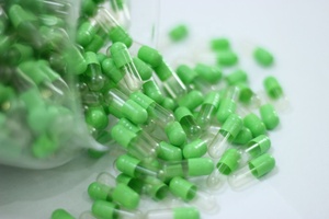 Colorful Vegetarian <strong>Capsules</strong> <strong>Shell</strong> size 4# Separated <strong>Empty</strong> <strong>Capsule</strong> Factory <strong>Empty</strong> <strong>HPMC</strong> Clear <strong>Capsule</strong> - Product Image 3