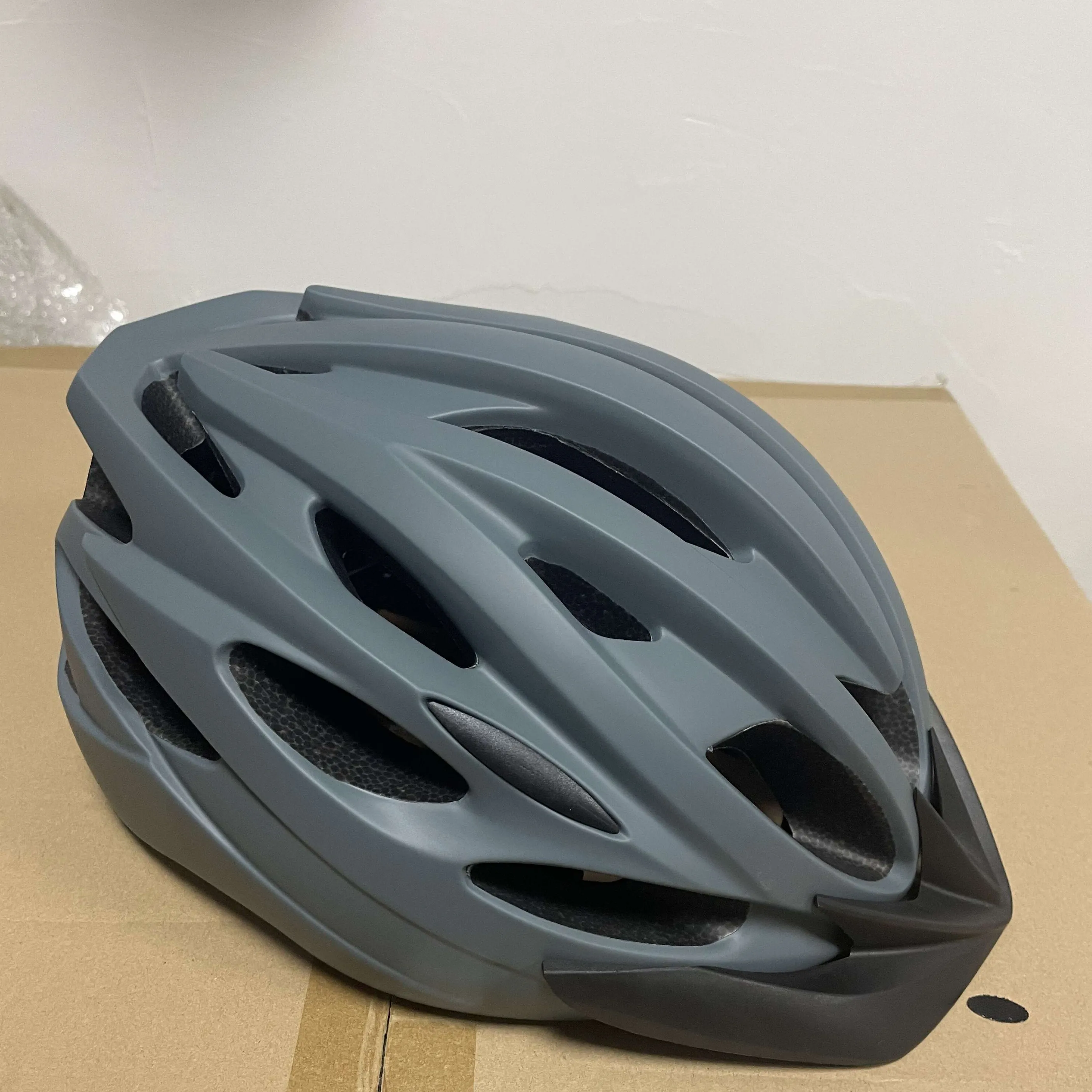 Integrated Mens Women Mountain Bike Helmets Road Biking Riding Bicycle Dirt Bike Helmets for Adult's Riding