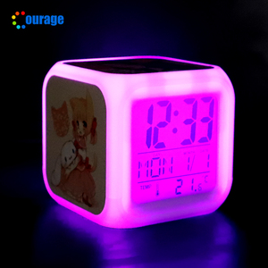 LEDライト付きスクエア昇華デジタル目覚まし時計 - Product Image 6