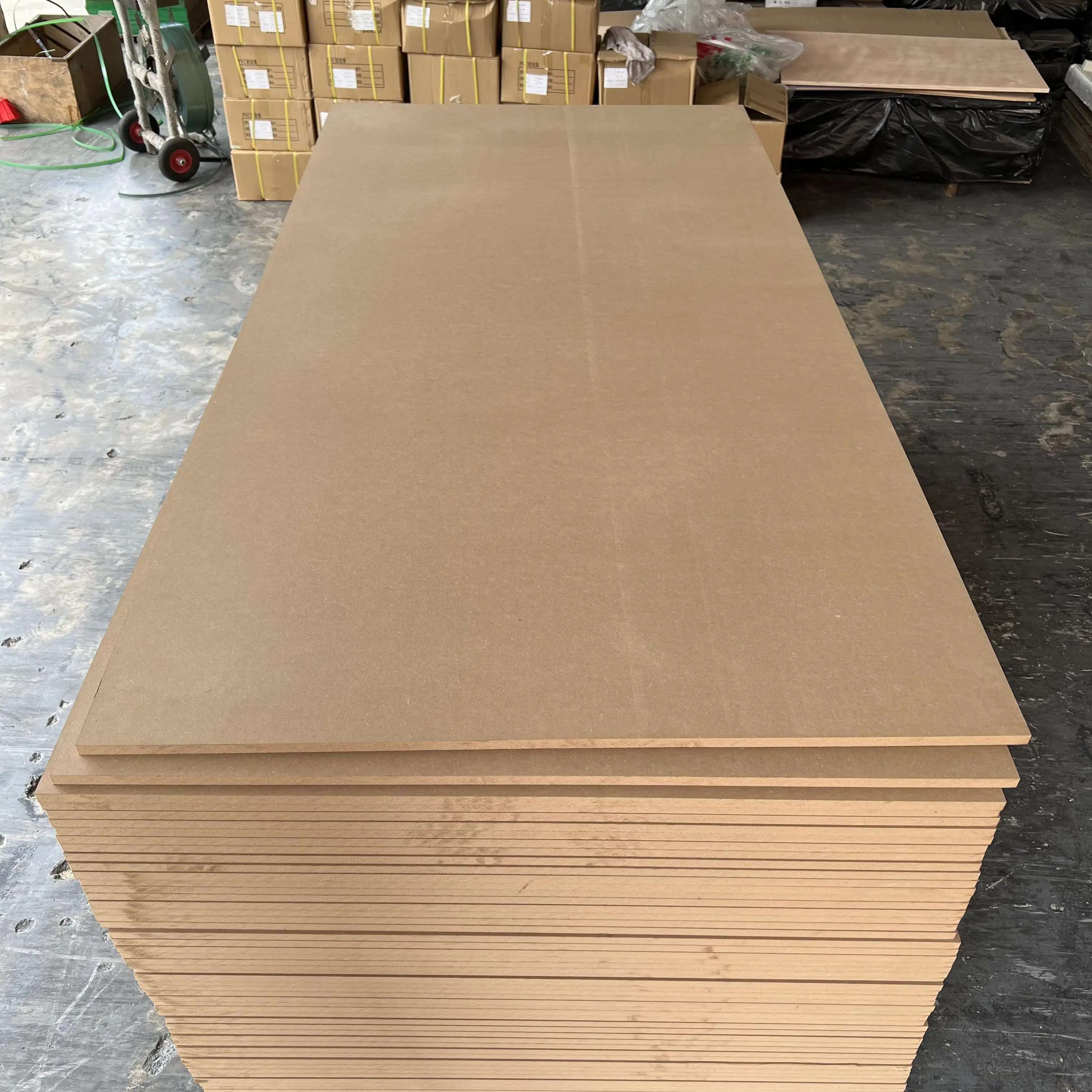 Fabrika melamin lamine mdf levha 18mm mdf ahşap zanaat kontrplak 3mm 6mm 9mm 15mm 18mm