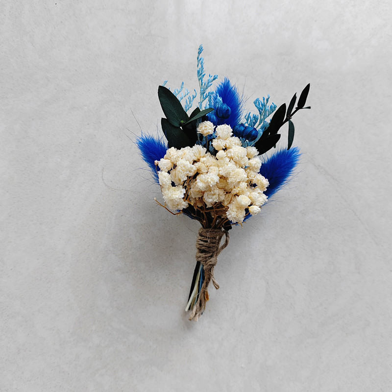 Bleu foncé