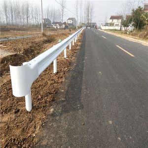 Dökme Safeti emniyet silindiri c sonrası trafik çarpışma demir koruma rayı galvanizli çelik w Metal kiriş otoban korkuluğu bariyer - Product Image 5