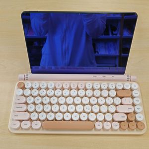 Lindo teclado Bluetooth Delgado Estilo mecánico Modo dual 2,4G Inalámbrico Bluetooth Teclado de tecla redonda para iPad con ranura para tarjeta - Product Image 4