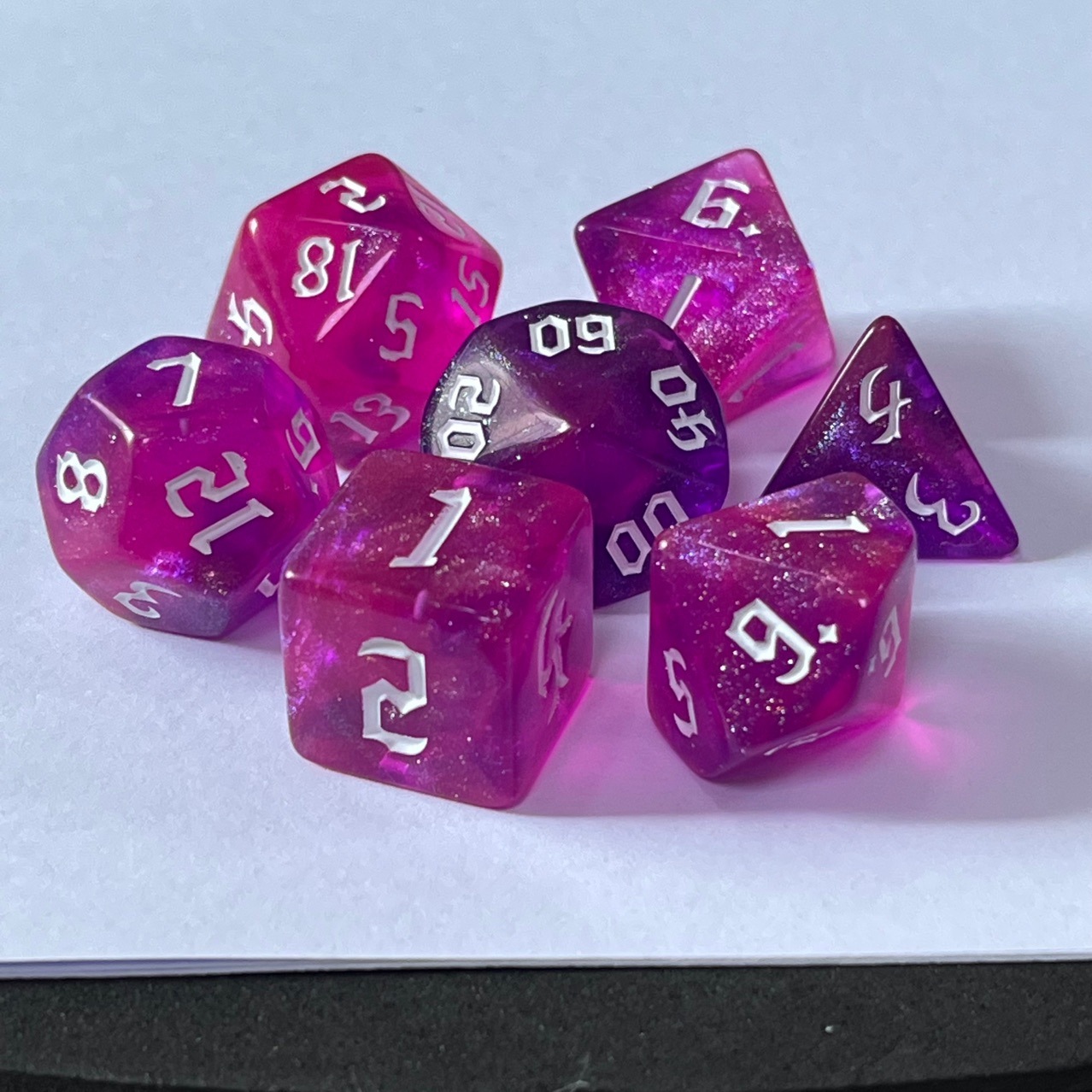 New font rose red + purple