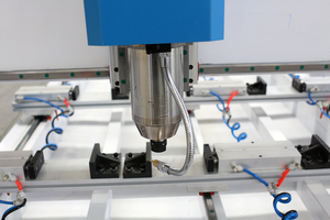 China Bestpreis-CNC-Fräser mit Rotations achse zum Schneiden und Gravieren von Metall aluminium - Product Image 3