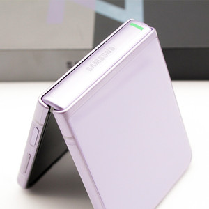 สำหรับ Samsun Z Flip 3 4 5โทรศัพท์6.7นิ้ว Galaxs พับได้ทั่วโลกโทรศัพท์มือถือเดิมปลดล็อกหมุนได้ใช้ A + 99% - Product Image 4