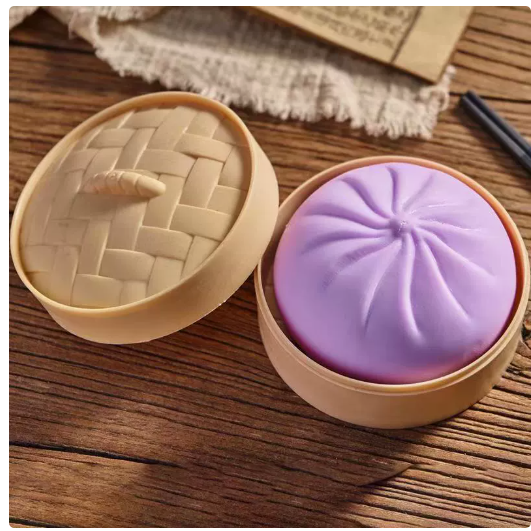 Grand chignon violet avec cuiseur vapeur