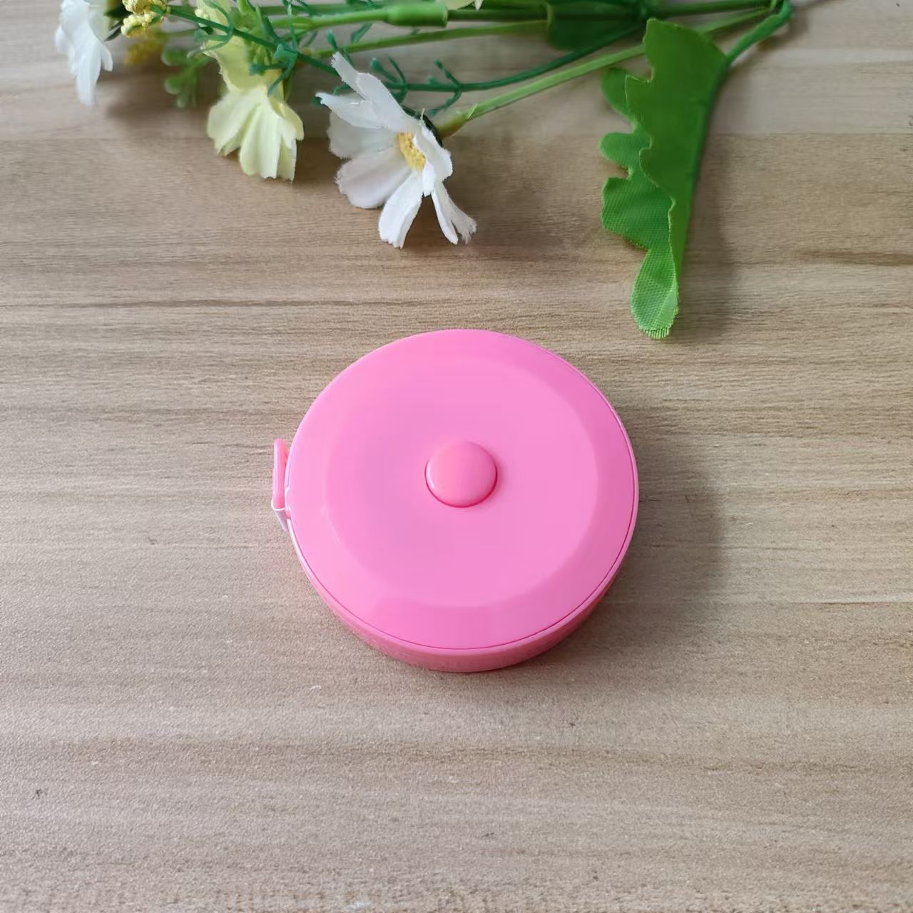 Ruban à mesurer de 2 mètres en pouces, rouge rosé.