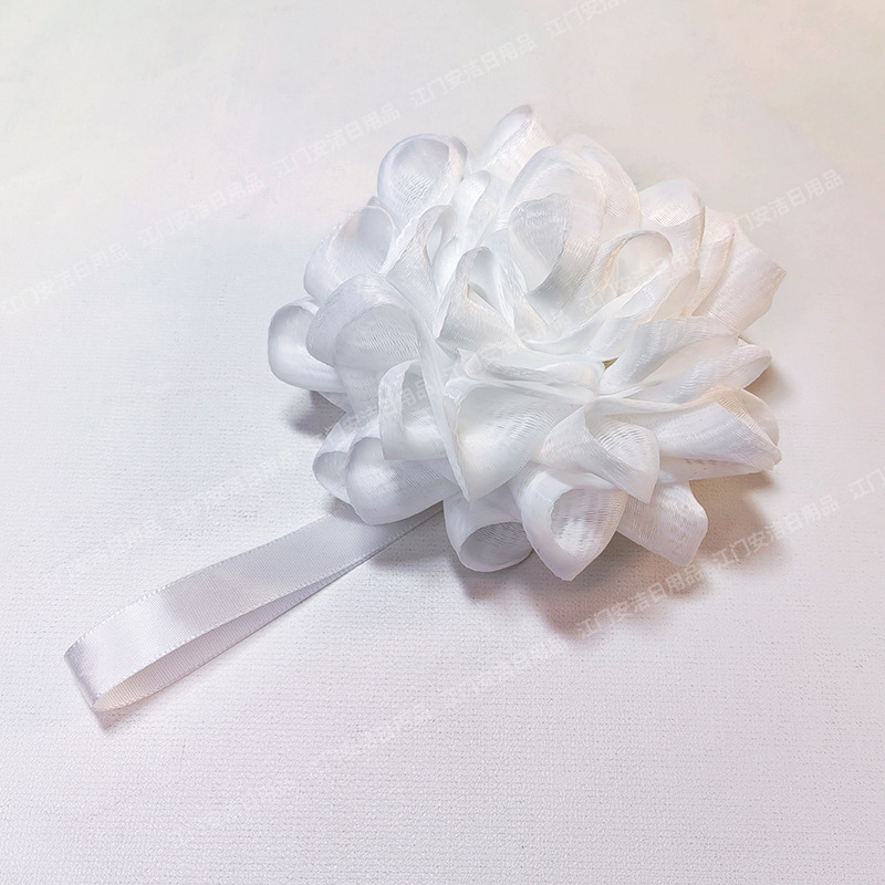 Bomba de baño floral blanca premium de 50 g (individual en bolsa OPP)