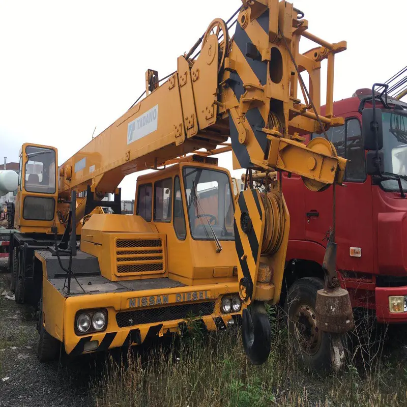 İkinci el/İkinci el orijinal japonya Tadano 25t mobil kamyon üstü vinç TL-250E koşulu ile makul fiyat