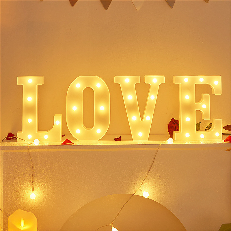 white Love - letter lamp 17*21cm