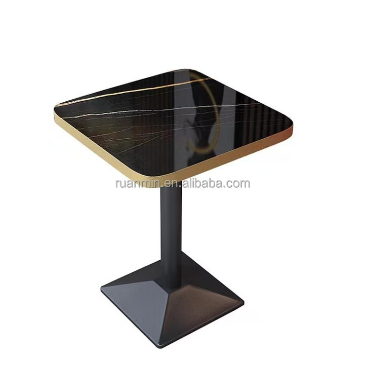 Table carrée/60*60*75cm