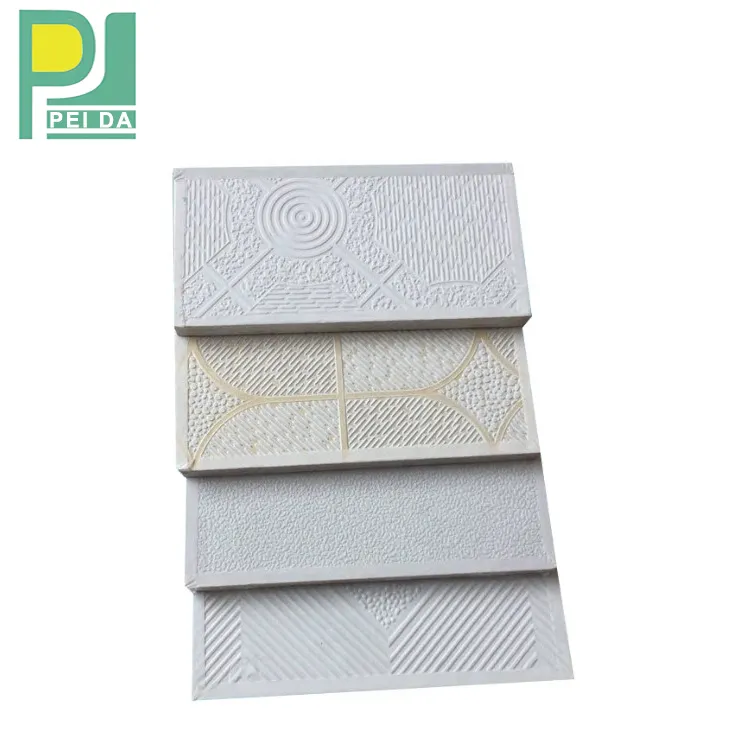 Preço de fábrica de azulejos de teto de gesso falso revestidos de vinil PVC para decoração de interiores de escritórios