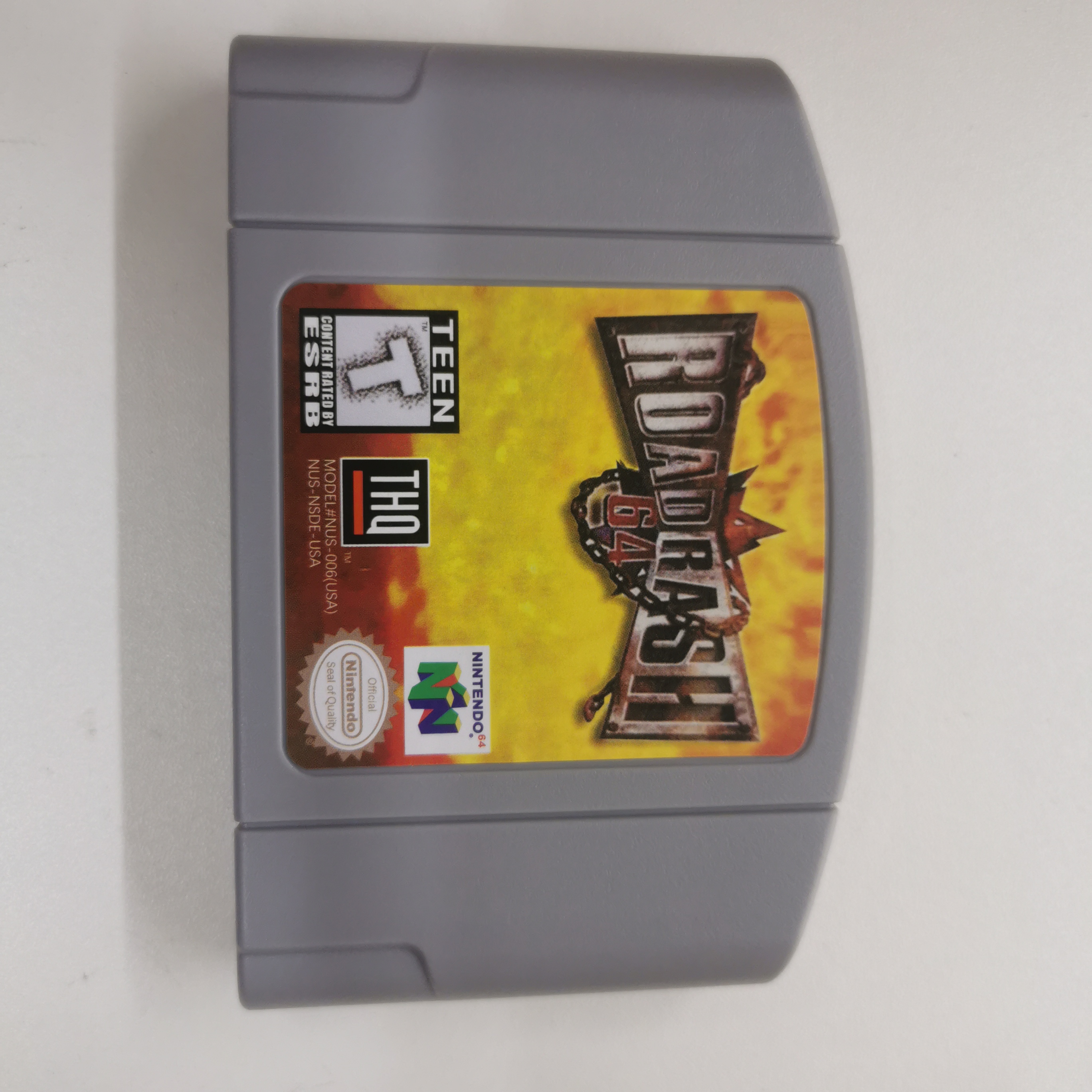 Gris para sarpullido de carretera 64