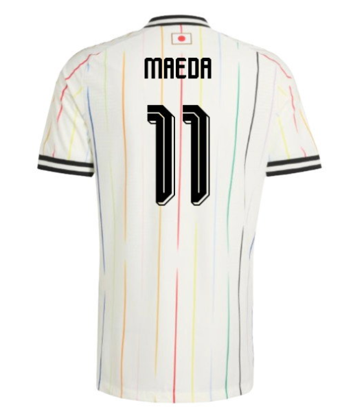 White ja pan away 11