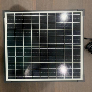 真新しい20W高変換率ソーラーパワーパネル耐久性のある中国製単結晶太陽光発電モジュールPERC技術