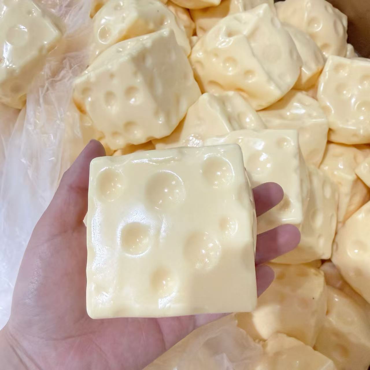 Yellow cheese-flour version-6 cm
