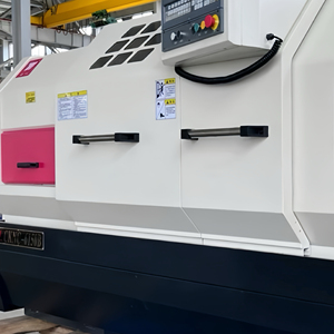 Ck6150 מכונת מחרטה אופקי <span class=keywords><strong>cnc</strong></span> מרכז מפנה <span class=keywords><strong>cnc</strong></span> עם מערכת בקרת גבס לעיבוד מתכת להכנת כרסום