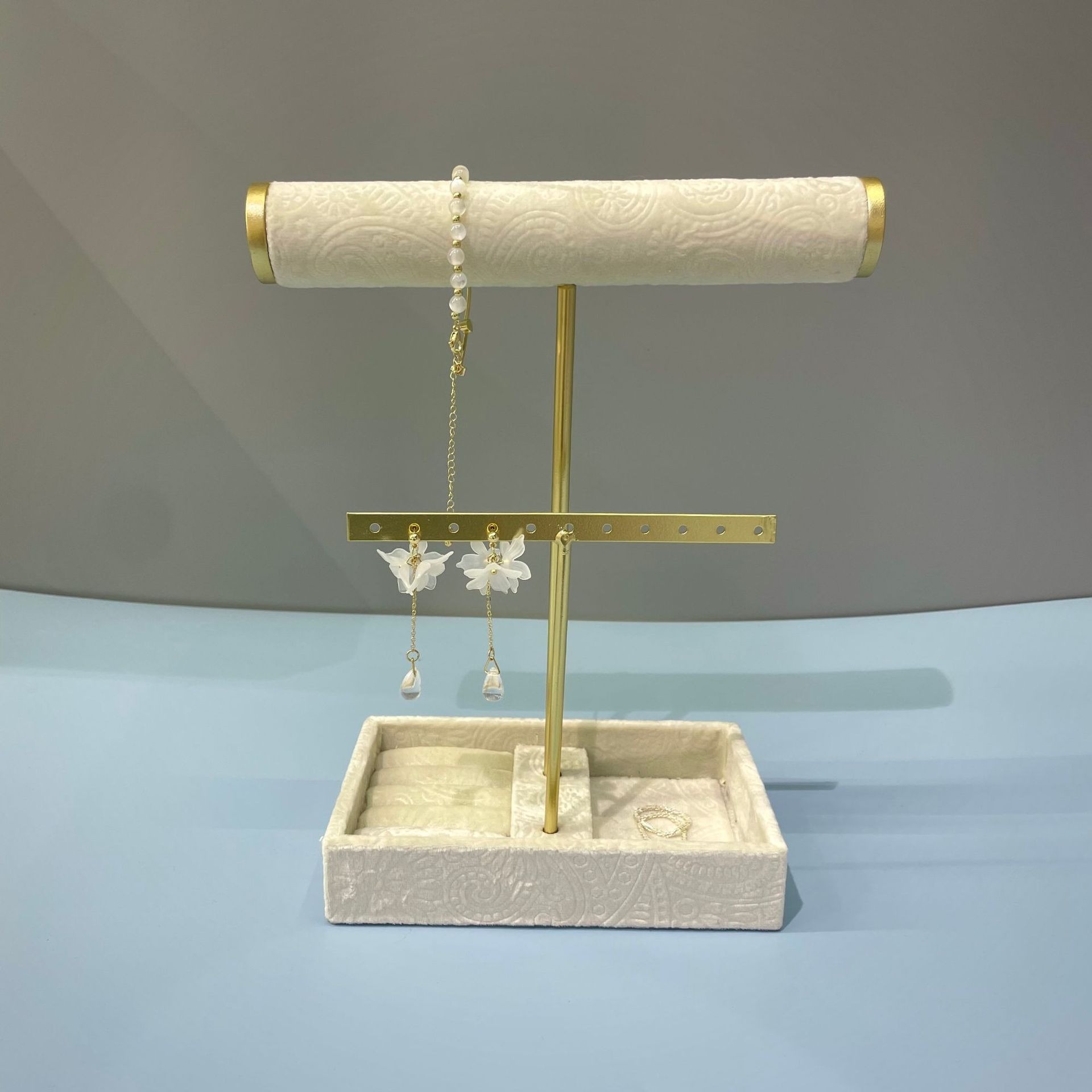 Gold+Beige Earrings bar tray