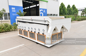 Máquina de limpieza de granos de café, separador de gravedad, separación de semillas de densidad para eliminar semillas comidas por insectos con Motor - Product Image 4