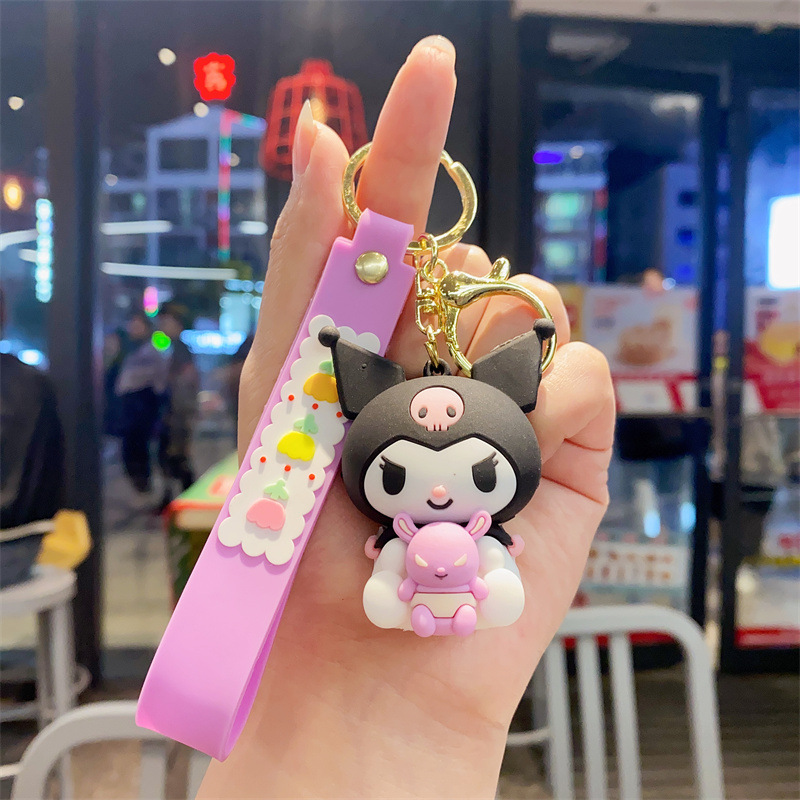โคโรมิที่น่ารัก -นั่งและกอด