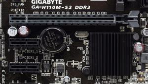 GIGABYTE H110M-S2 ITX Gaming Motherboard Socket 1151 <strong>DDR4</strong> <strong>Supports</strong> 7th 6th Generation Intel Core <strong>Processors</strong> Integrated <strong>AMD</strong> - Product Image 3