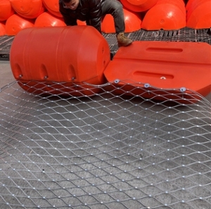 River <strong>Floating</strong> Barrier <strong>Dredging</strong> <strong>Pipeline</strong> Buoy Plastic Pipe Floats Design of Combined Hanging Net Warning <strong>Floating</strong> Buoy - Product Image 6