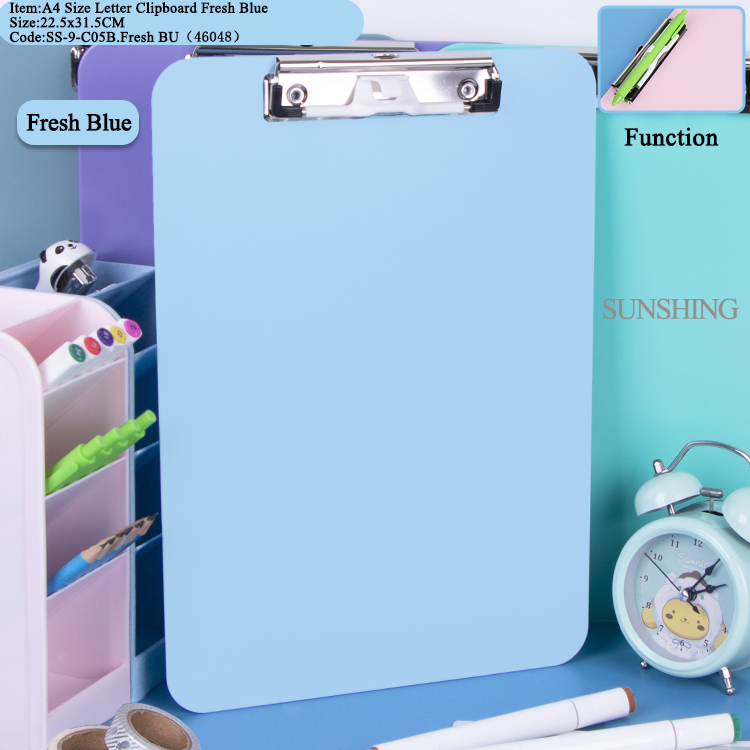 C05B Clipboard W/Pen Holder Fresh Blue