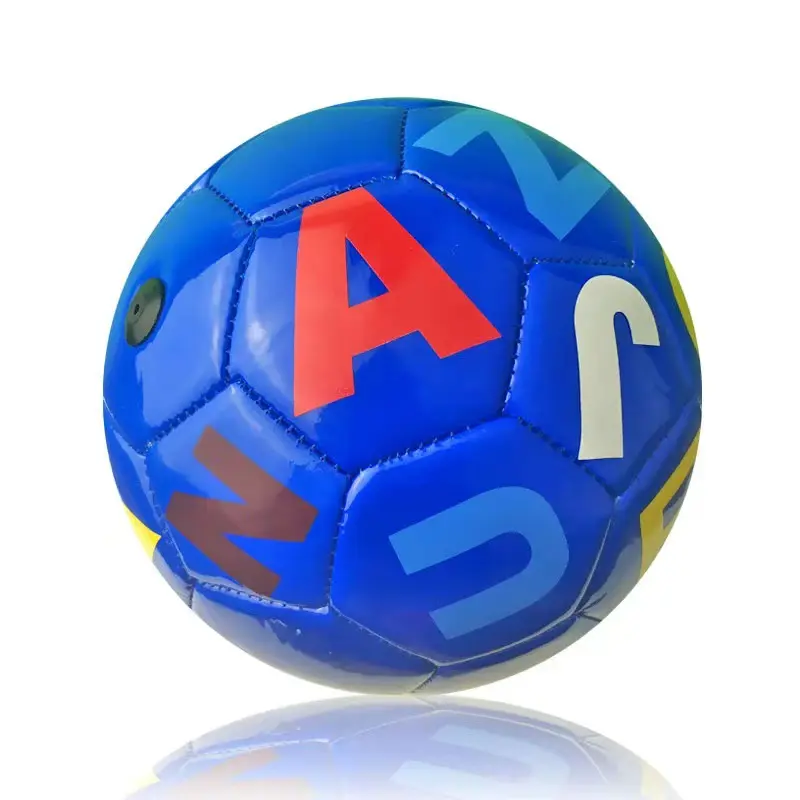 Teenager Training Fußball Glatte und tragbare Fußball maschine Nähen Bälle