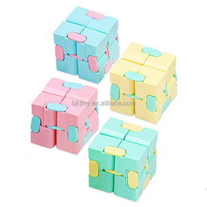 Divertimento colorato Infinito cubo magico giocattoli di decompressione giocattoli Fidget alleviando lo Stress per i bambini adulti - Product Image 1