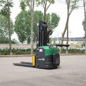 מלגזה ידנית מדגם Lu Yue CDD-15 חדשה, בעלת תפעול ידני, 1.5-<span class=keywords><strong>2</strong></span> טון, תורן חד-שלבי, סוללת עופרת-חומצה, במלאי. - Product Image 5