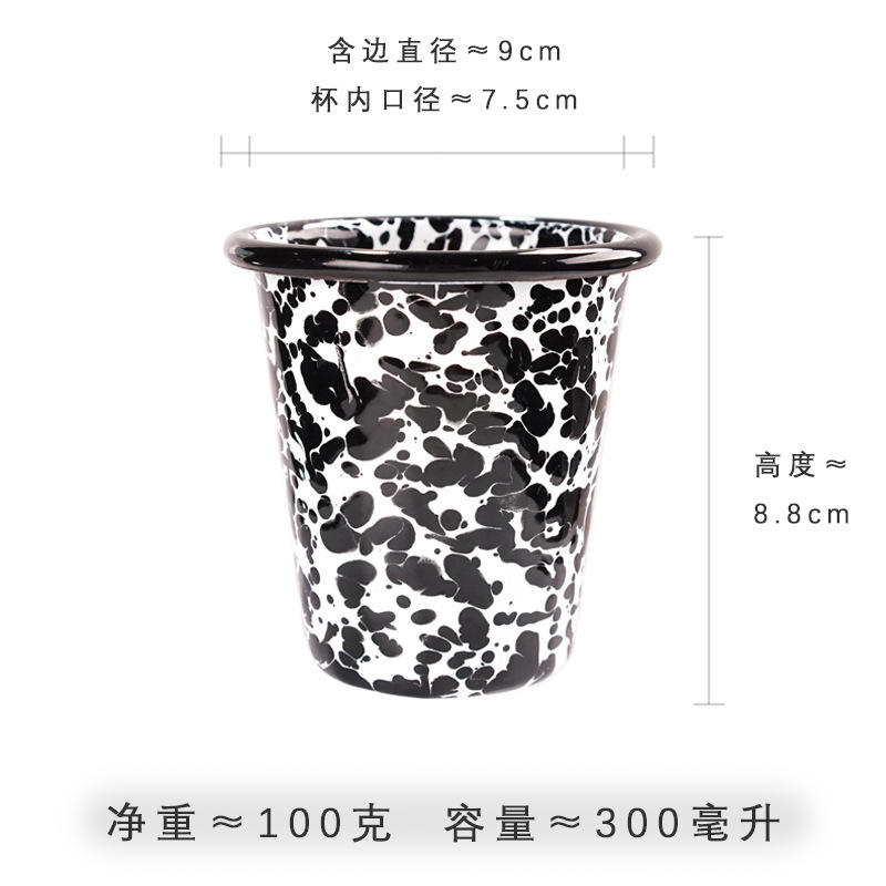 Tasse conique d'émail d'éclaboussure d'encre noire de 7cm