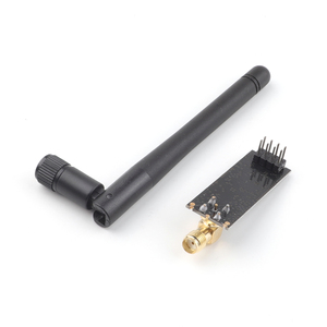 Un modulo Wireless NRF24L01 + PA + LNA A lungo raggio da 1100 metri per la trasmissione dell'antenna