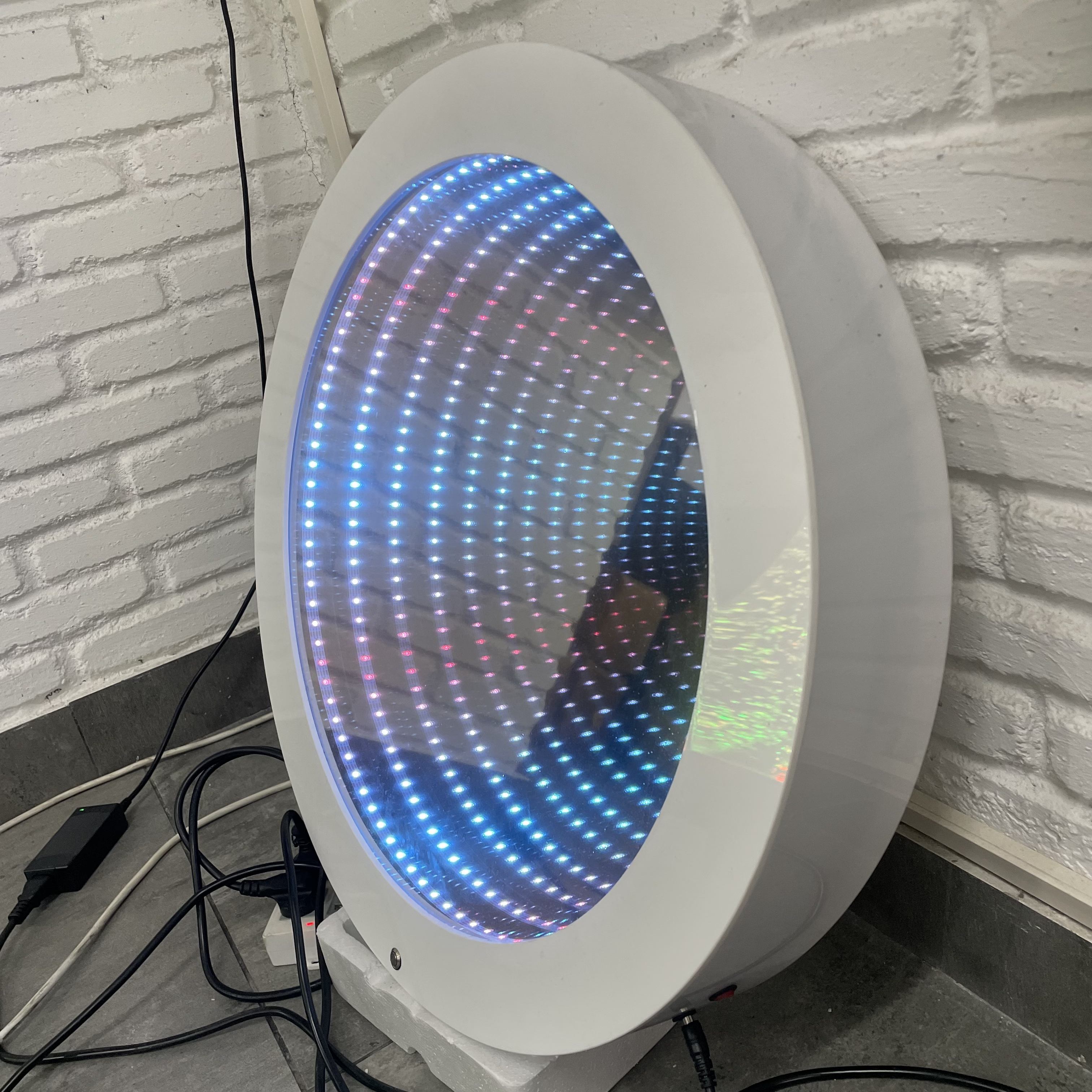 cadre blanc (diamètre 60 cm)