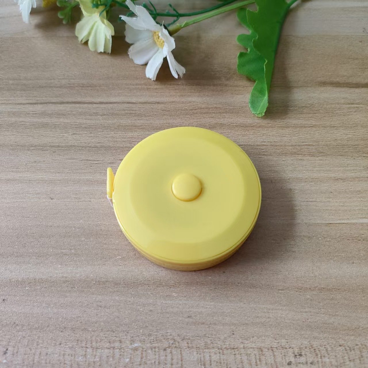 Mètre ruban jaune de 2 mètres