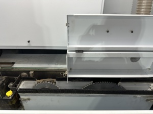 Otomatik kolay kullanım yüksek hızlı çevre dostu Panel kesme makinesi CNC kiriş mobilya yapımı için ağaç işleme makineleri gördüm - Product Image 4