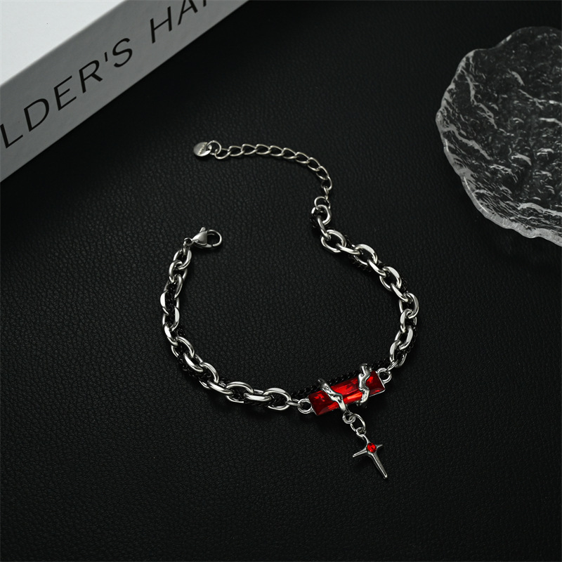 แอสทรัลแบล็ค วินดิง-ไวน์เรด