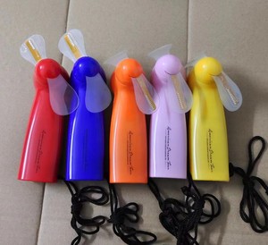 Regalo de negocios Batería Reemplazable Personalizado LED Mensaje Ventilador Portátil LED Texto Mini Ventilador - Product Image 5