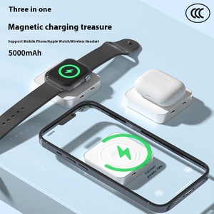 Cargador inalámbrico magnético de gran capacidad tres en uno Mini banco de Energía de salida de 5W Carga rápida para dispositivos Apple Uso transfronterizo - Product Image 3