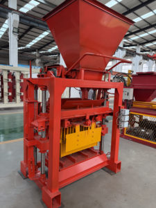 QT4-35 Semi otomatis mesin pembuat blok berongga mesin blok bata mesin cetak blok - Product Image 2