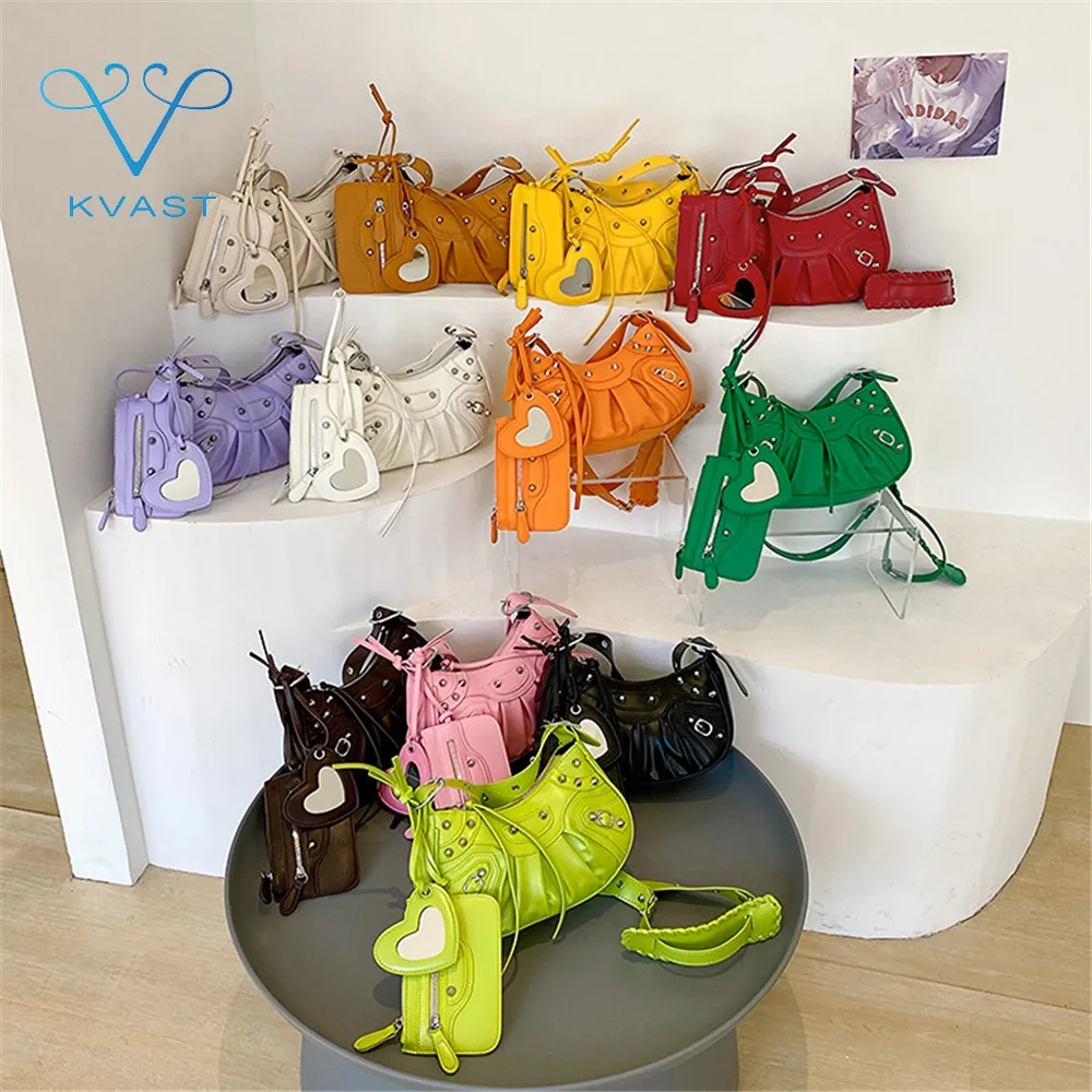 Vente en gros de sacs à main de créateur de luxe en cuir artificiel de couleur unie avec miroir en forme de cœur sacs à bandoulière de marque connue pour femmes