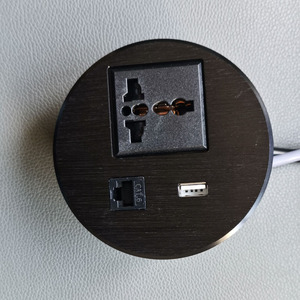 高品质高档圆形台式插座，带1个USB充电器1个通用插座1个数据Cat6 RJ45 3m电缆英国插头 - Product Image 2