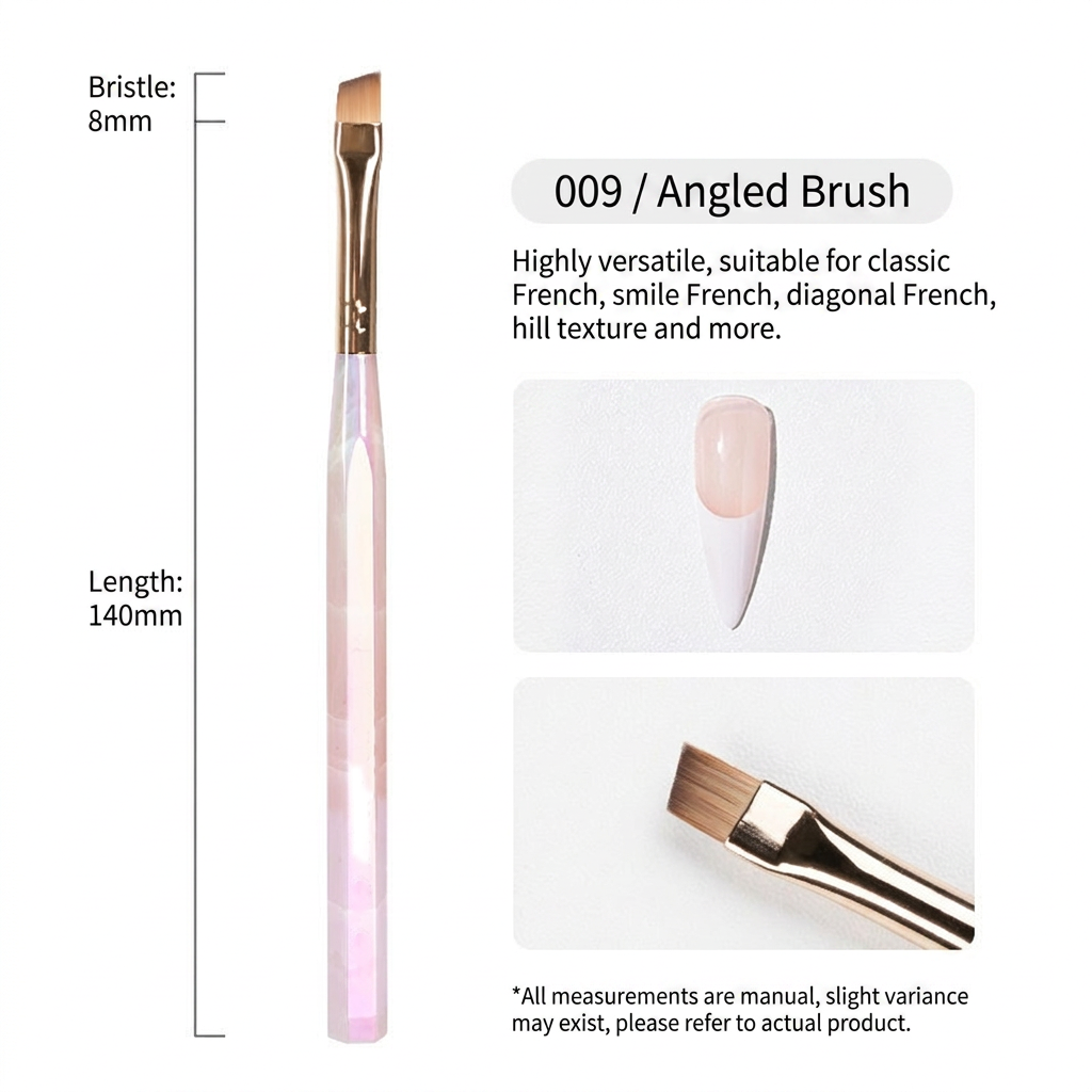 Brosse à ongles biseautée