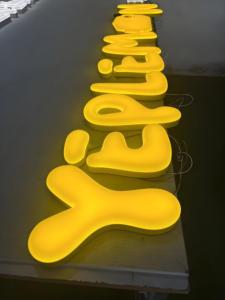 Benutzer definierte Fabrik Acryl LED-Schild Logo beleuchtet elektronische LED-Kanal Buchstaben Zeichen