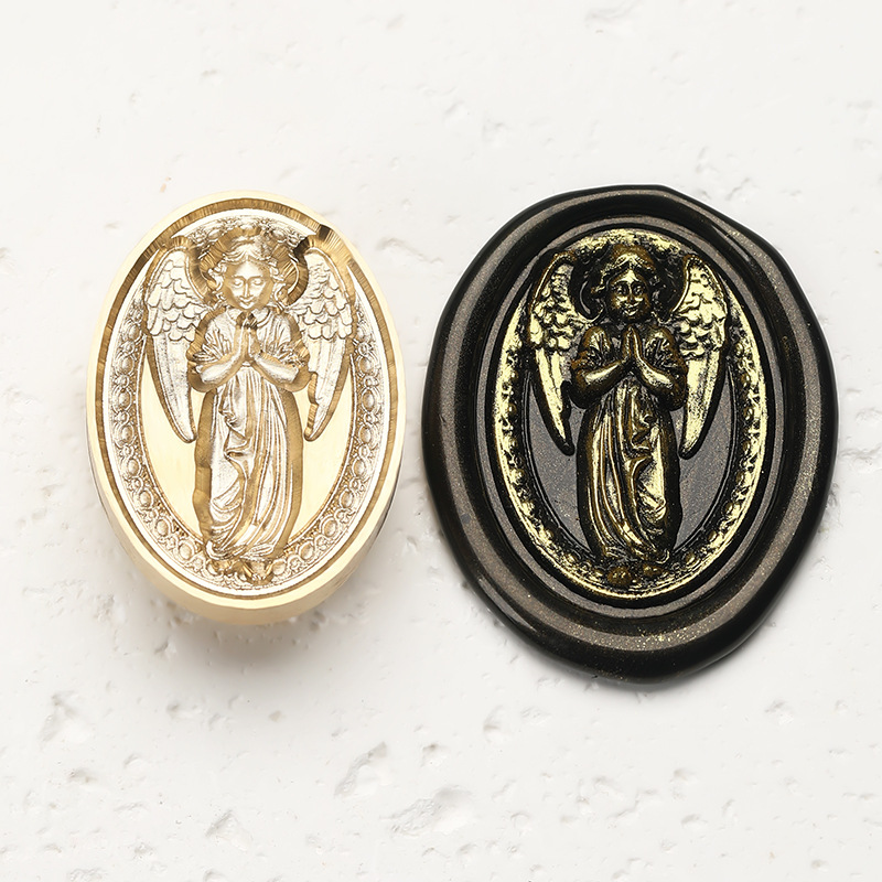 Ange Dévoué (Relief irrégulier 25,5 mm x 34,8 mm)