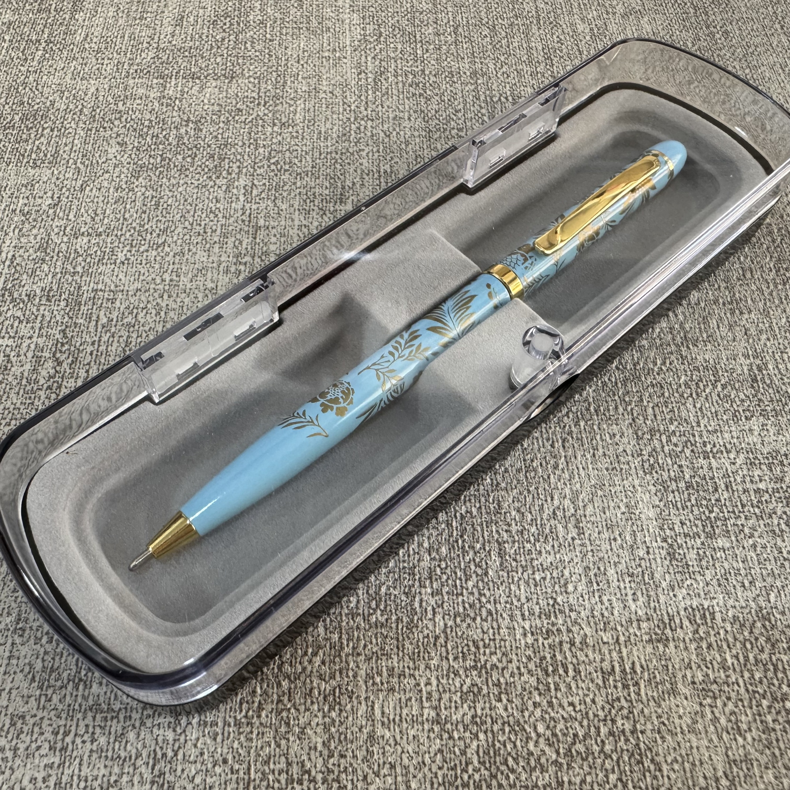 Boîte cadeau à clapet transparente