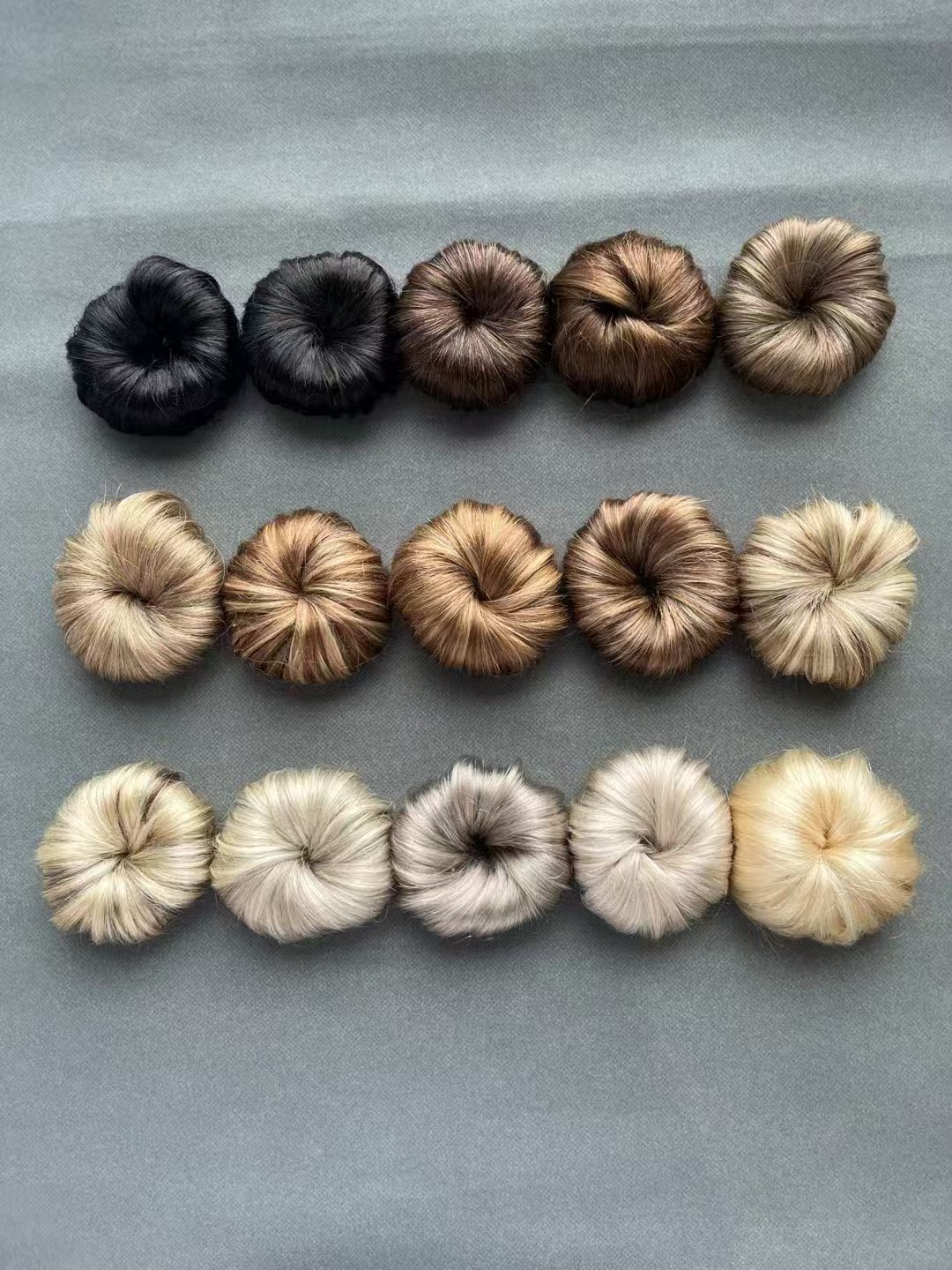 Chignon en cheveux naturels